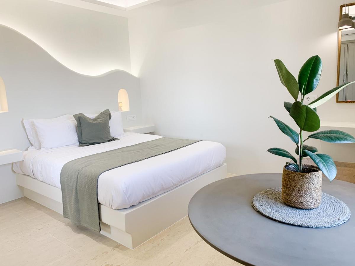 Mod Santorini Vegan Boutique Hotel Fira  Exterior photo